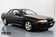 Load image into Gallery viewer, 1991 Nissan Skyline GTS-T *Sold*