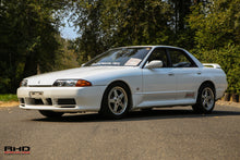 Load image into Gallery viewer, 1989 Nissan R32 Skyline GTST *SOLD*