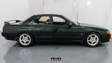 Load image into Gallery viewer, 1992 Nissan Skyline R32 GTS4 *SOLD*
