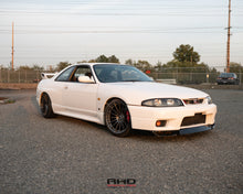 Load image into Gallery viewer, 1995 Nissan Skyline R33 GTR *Sold*