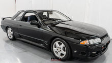 Load image into Gallery viewer, 1992 Nissan Skyline R32 GTST *Sold*