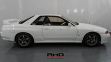 Load image into Gallery viewer, 1992 Nissan Skyline R32 GTR *Sold*