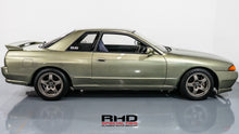 Load image into Gallery viewer, 1992 Nissan Skyline R32 Type M *Sold*