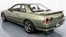 Load image into Gallery viewer, 1992 Nissan Skyline R32 Type M *Sold*