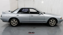 Load image into Gallery viewer, 1989 Nissan Skyline R32 GTST Sedan