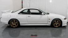 Load image into Gallery viewer, 1996 Nissan Skyline R33 GTR Vspec *SOLD*