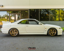 Load image into Gallery viewer, 1996 Nissan Skyline R33 GTR Vspec *SOLD*