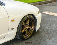 Load image into Gallery viewer, 1996 Nissan Skyline R33 GTR Vspec *SOLD*