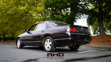Load image into Gallery viewer, 1993 Nissan Skyline R33 Sedan AT *Sold*