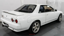 Load image into Gallery viewer, 1990 Nissan Skyline R32 GTST