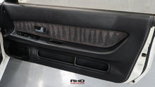 Load image into Gallery viewer, 1990 Nissan Skyline R32 GTST
