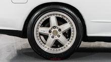 Load image into Gallery viewer, 1990 Nissan Skyline R32 GTST