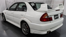 Load image into Gallery viewer, Mitsubishi EVO V *SOLD*