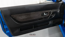 Load image into Gallery viewer, 1991 Nissan Skyline R32 GTST *SOLD*