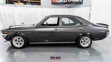 Load image into Gallery viewer, 1976 Toyota Corona Mark II
