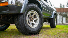 Load image into Gallery viewer, 1992 Toyota Hilux Surf *Sold*