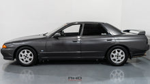 Load image into Gallery viewer, 1992 Nissan Skyline R32 GTS *SOLD*