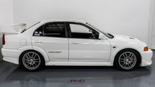 Load image into Gallery viewer, Mitsubishi EVO V *SOLD*