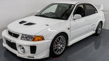 Load image into Gallery viewer, Mitsubishi EVO V *SOLD*