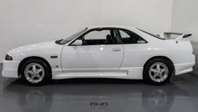 Load image into Gallery viewer, 1997 Nissan Skyline R33 GTS *SOLD*