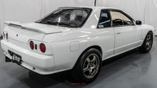 Load image into Gallery viewer, 1990 Nissan Skyline R32 GTST