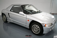 Load image into Gallery viewer, 1992 Honda Beat *Sold*