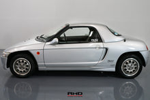 Load image into Gallery viewer, 1992 Honda Beat *Sold*