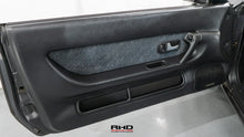 Load image into Gallery viewer, 1993 Nissan Skyline R32 GTS *SOLD*