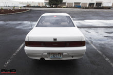 Load image into Gallery viewer, 1990 Nissan A31 Cefiro *SOLD*