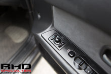 Load image into Gallery viewer, 1992 Nissan R32 Skyline GTR *SOLD*