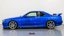 Load image into Gallery viewer, 1998 Nissan Skyline GTT *SOLD*
