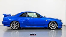 Load image into Gallery viewer, 1998 Nissan Skyline GTT *SOLD*
