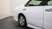 Load image into Gallery viewer, 1998 Nissan Gloria Gran Turismo
