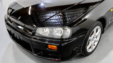 Load image into Gallery viewer, 1998 Nissan Skyline GTT
