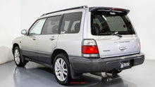 Load image into Gallery viewer, 1997 Subaru Forester
