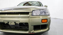Load image into Gallery viewer, 1998 Nissan Skyline Sedan *SOLD*
