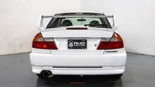 Load image into Gallery viewer, 1998 Mitsubishi Lancer Evolution V
