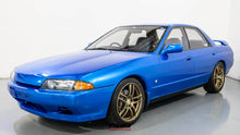 Load image into Gallery viewer, 1991 Nissan Skyline R32 GTST
