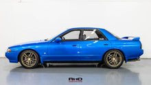 Load image into Gallery viewer, 1991 Nissan Skyline R32 GTST
