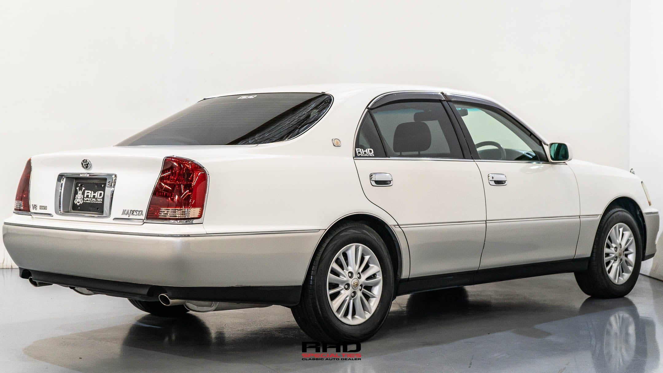 2000 Toyota Crown JDM car for sale — photo 7 of 25
