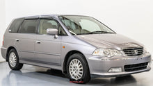 Load image into Gallery viewer, 2000 Honda Odyssey
