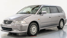 Load image into Gallery viewer, 2000 Honda Odyssey

