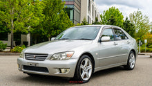 Load image into Gallery viewer, 2000 Toyota Altezza *SOLD*
