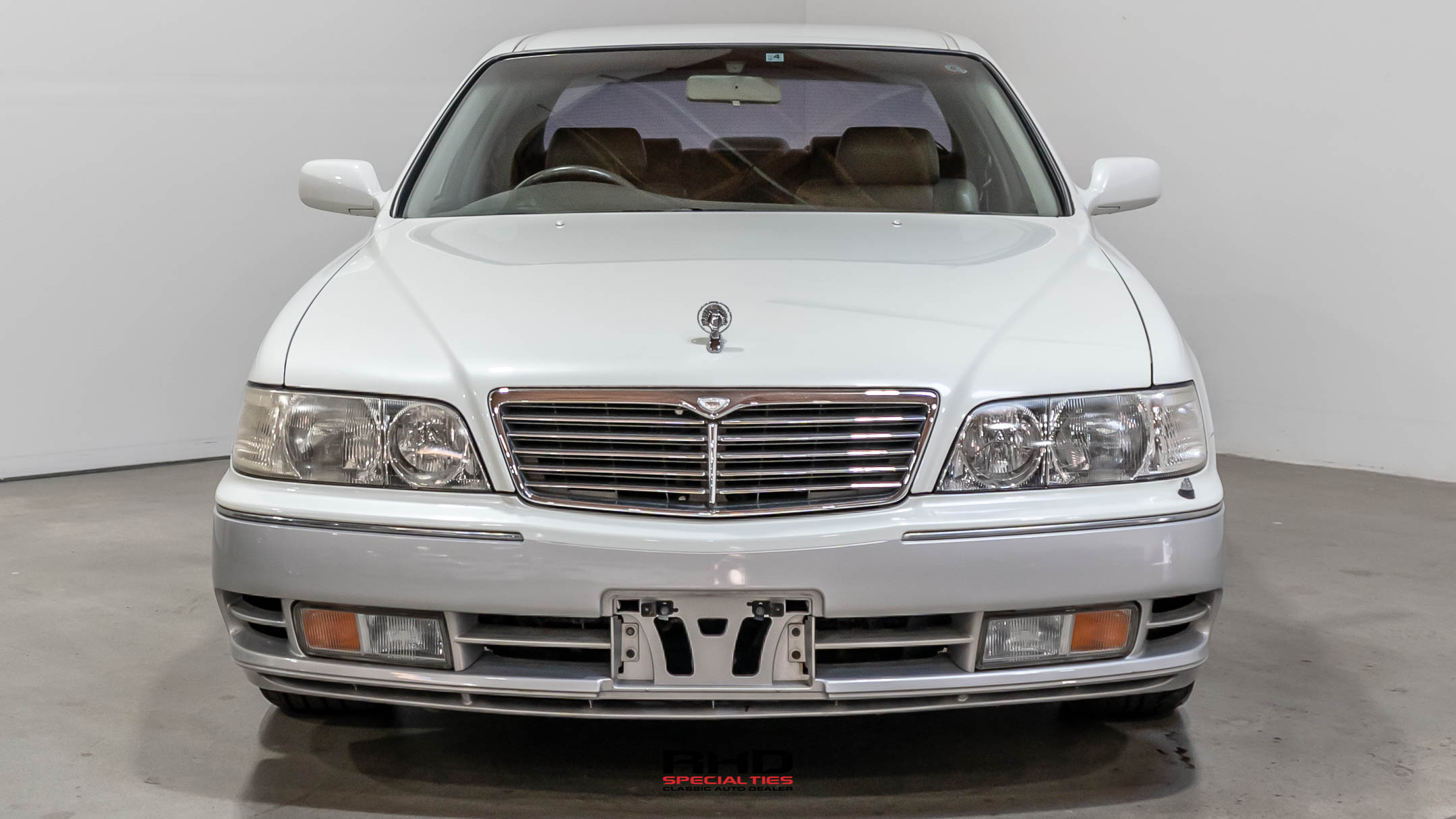 1997 Nissan Cima JDM car for sale — photo 2 of 25