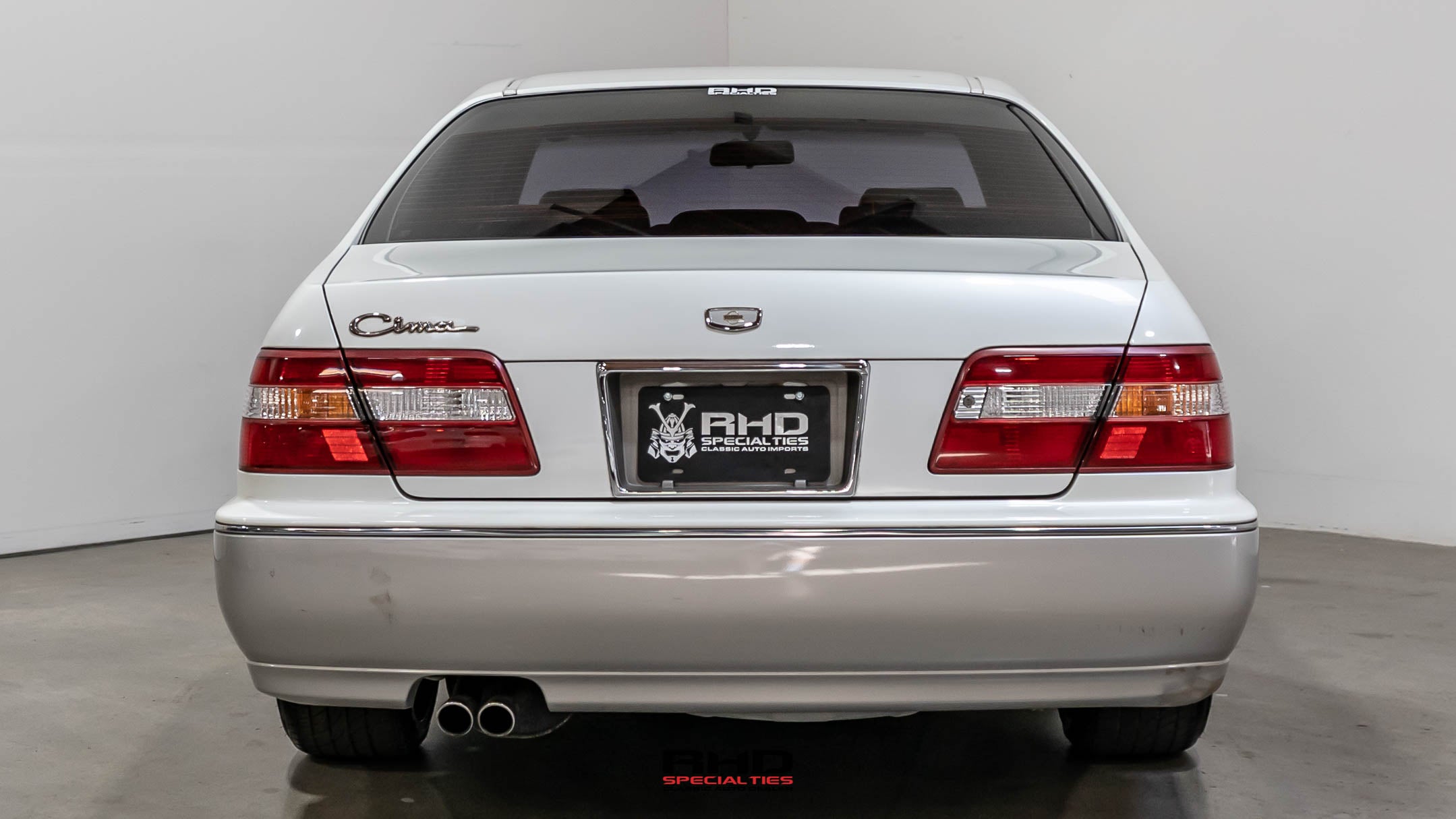 1997 Nissan Cima JDM car for sale — photo 7 of 25