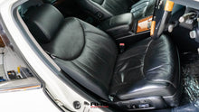 Load image into Gallery viewer, 2001 Toyota Celsior
