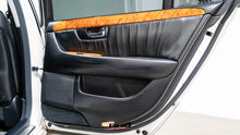 Load image into Gallery viewer, 2001 Toyota Celsior
