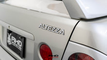 Load image into Gallery viewer, 1998 Toyota Altezza RS200 Z Edition *SOLD*
