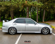 Load image into Gallery viewer, 1998 Toyota Altezza RS200 Z Edition *SOLD*
