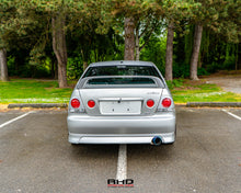 Load image into Gallery viewer, 1998 Toyota Altezza RS200 Z Edition *SOLD*
